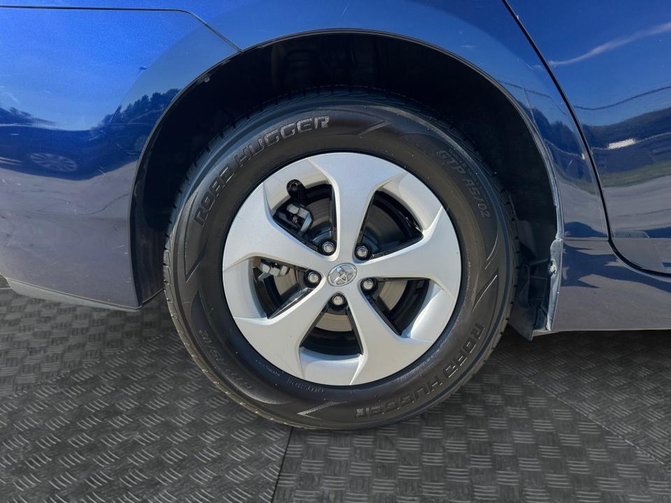 2015 Toyota Prius Three