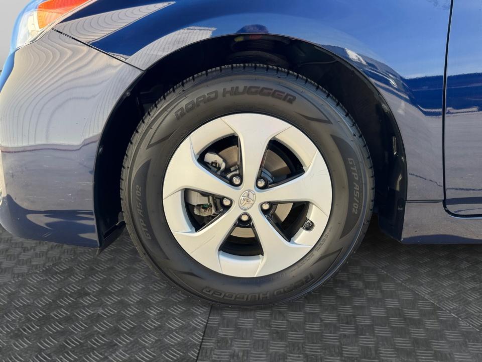 2015 Toyota Prius Three