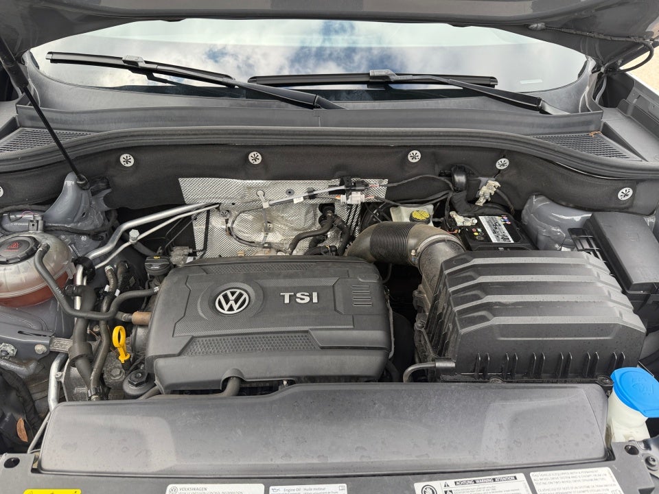 2020 Volkswagen Atlas Cross Sport 2.0T SE w/Technology