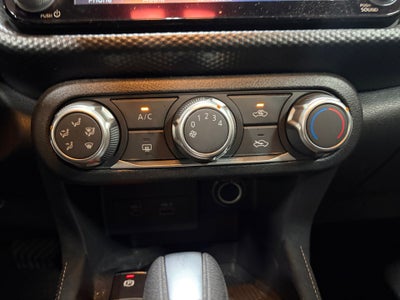2023 Nissan Kicks SV Xtronic CVT