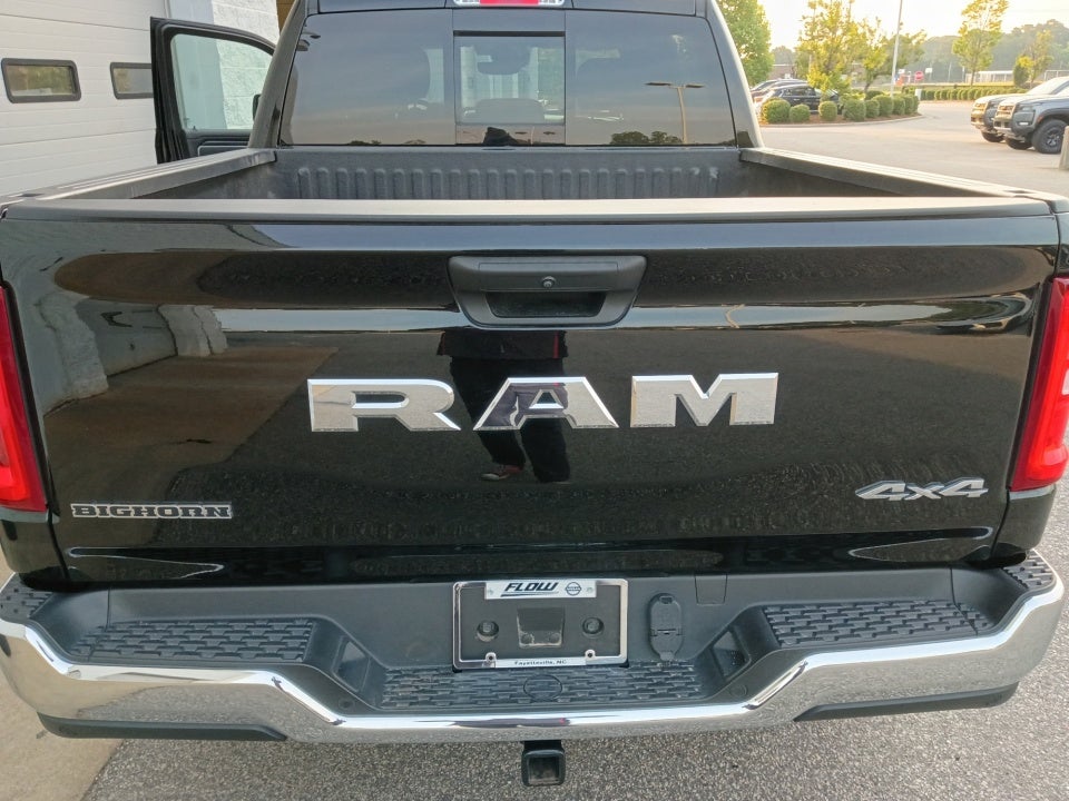 2025 RAM 1500 Big Horn Crew Cab 4x4 5'7" Box