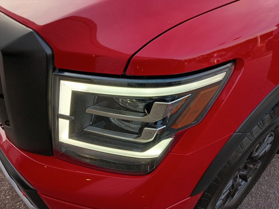 2021 Nissan TITAN Crew Cab PRO-4X 4x4