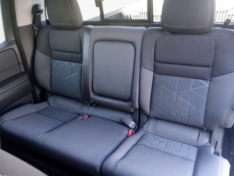 2026 Nissan Frontier Crew Cab SV 4x2