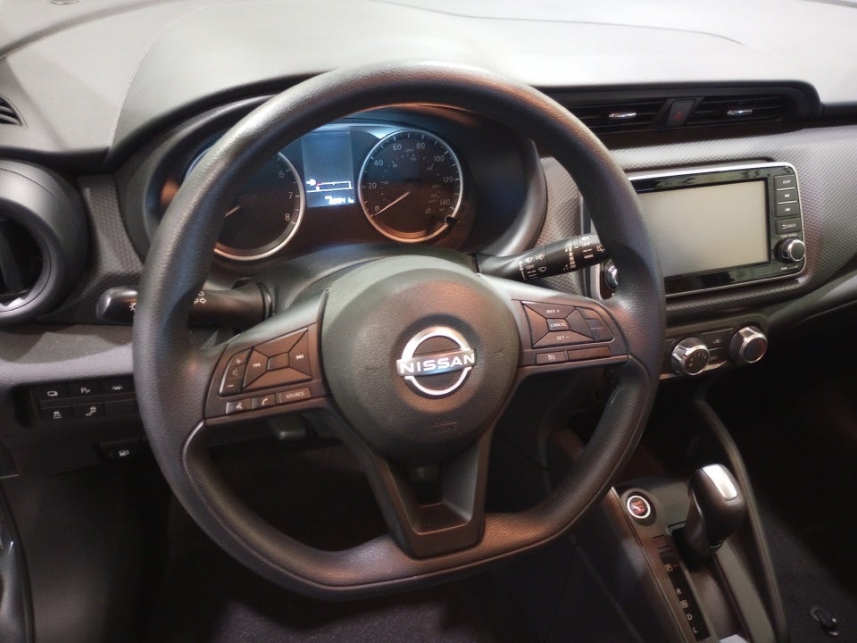2023 Nissan Kicks S Xtronic CVT