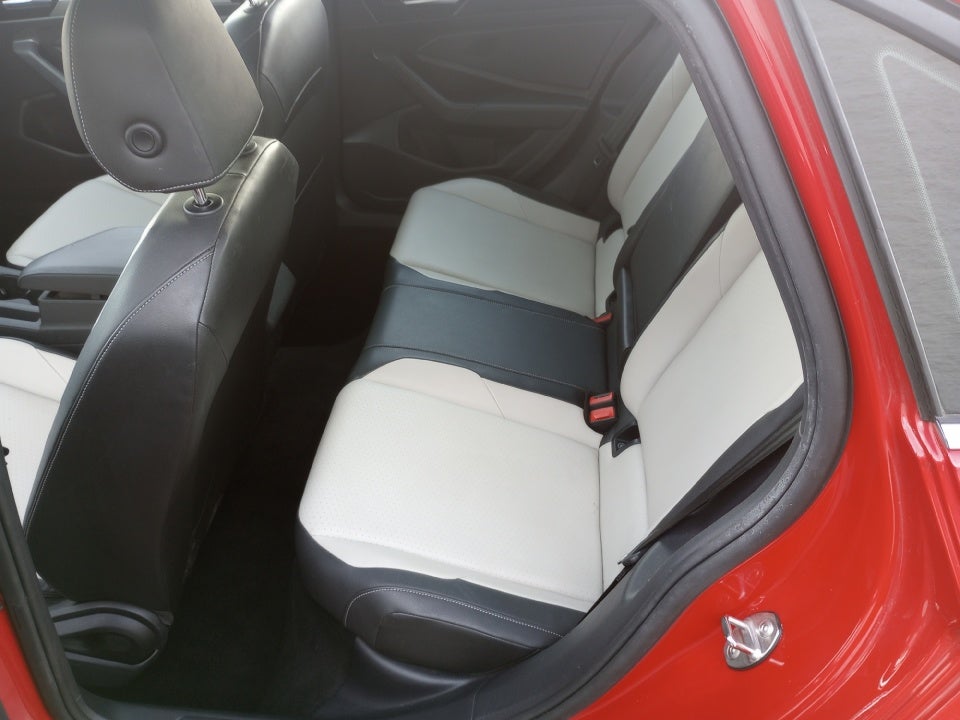 2019 Volkswagen Jetta 1.4T R-Line