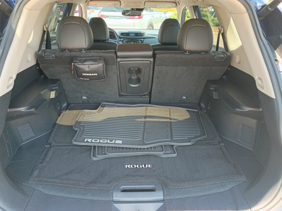 2020 Nissan Rogue SL