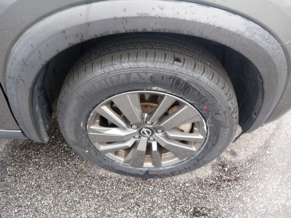 2022 Nissan Pathfinder S 2WD