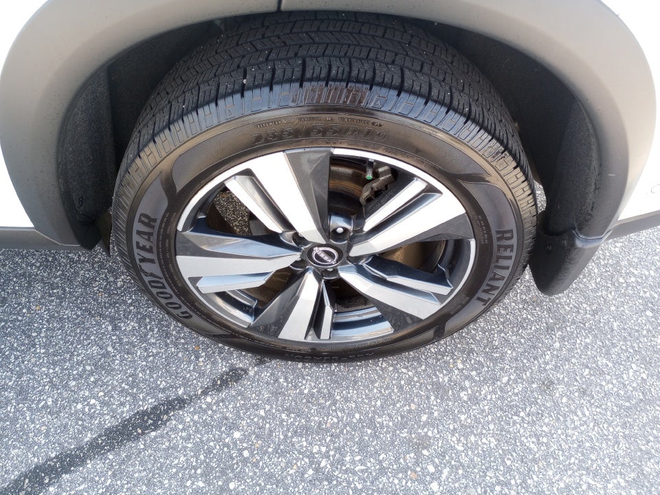 2023 Nissan Rogue Platinum FWD