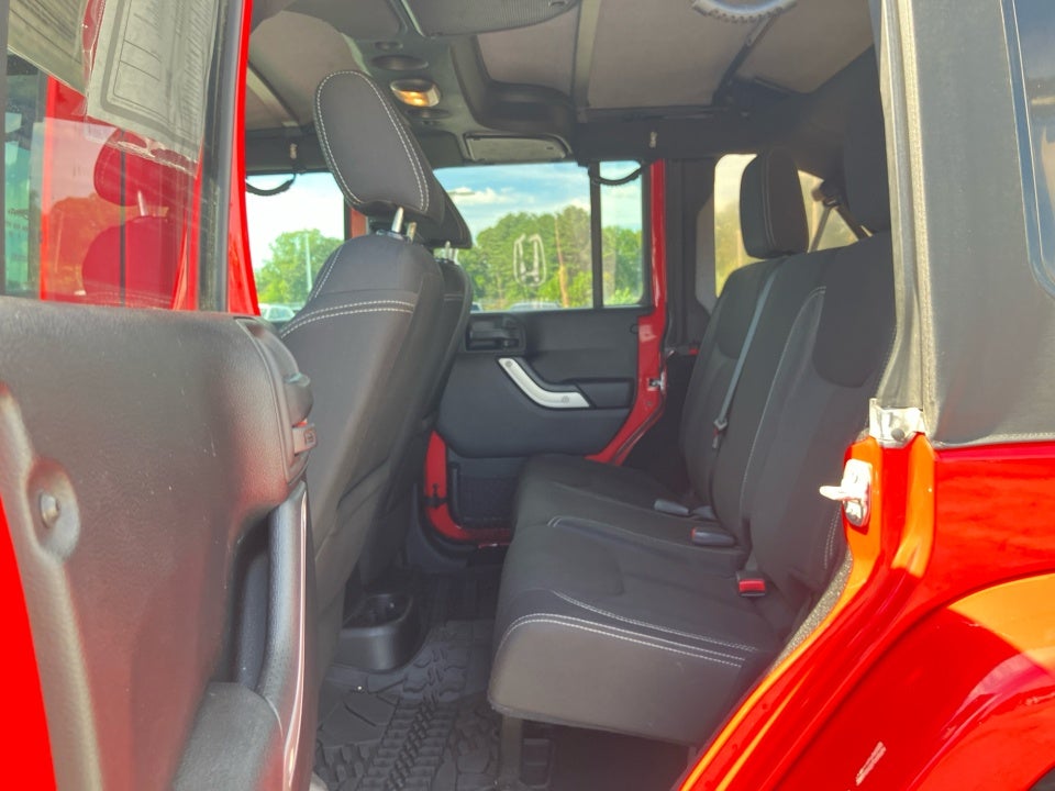 2016 Jeep Wrangler Unlimited Sahara