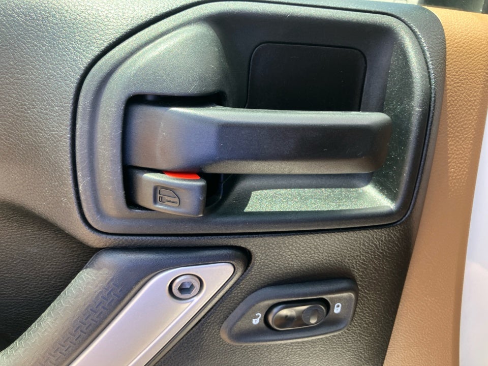 2018 Jeep Wrangler JK Unlimited Sahara 4x4