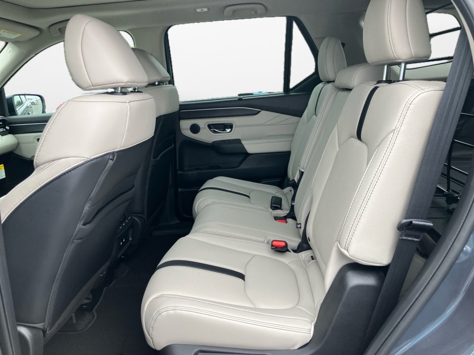 2026 Honda Pilot Touring Blackout