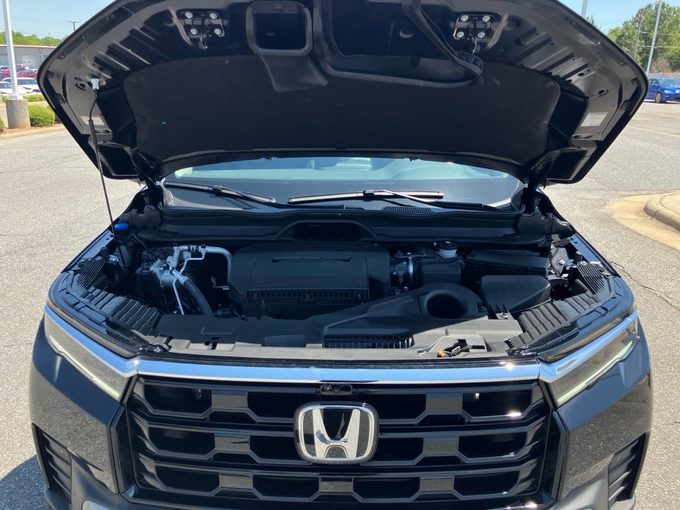 2026 Honda Pilot Touring Blackout