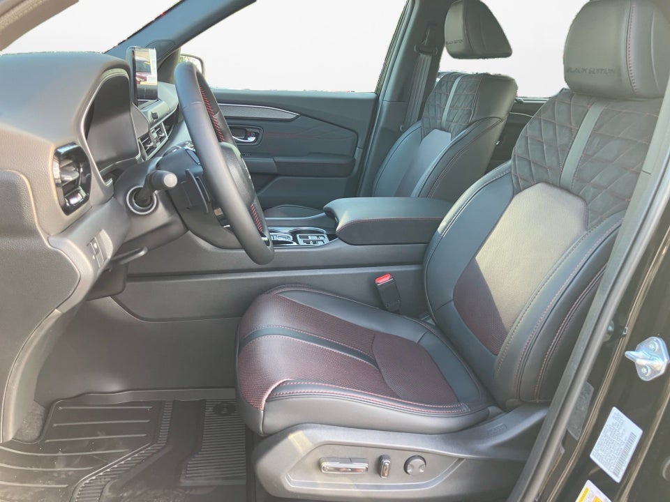 2026 Honda Pilot Black Edition