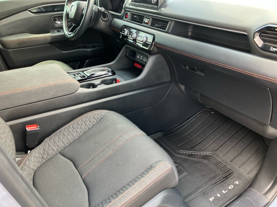 2023 Honda Pilot Sport