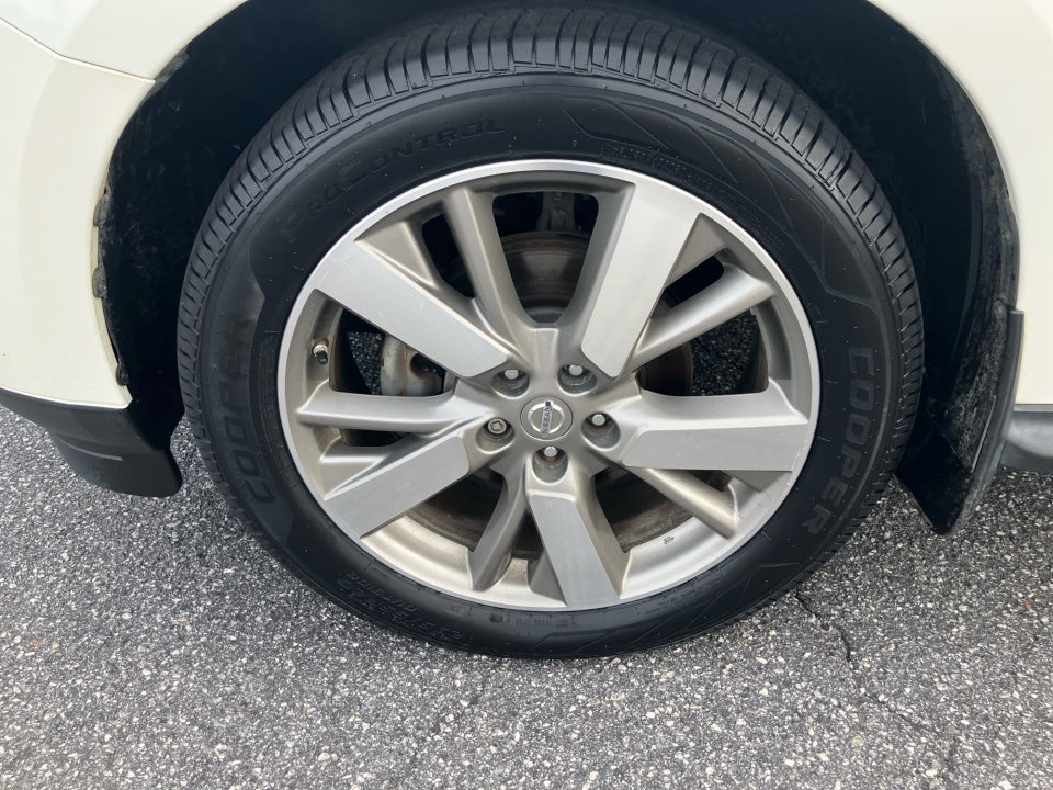 2016 Nissan Pathfinder Platinum