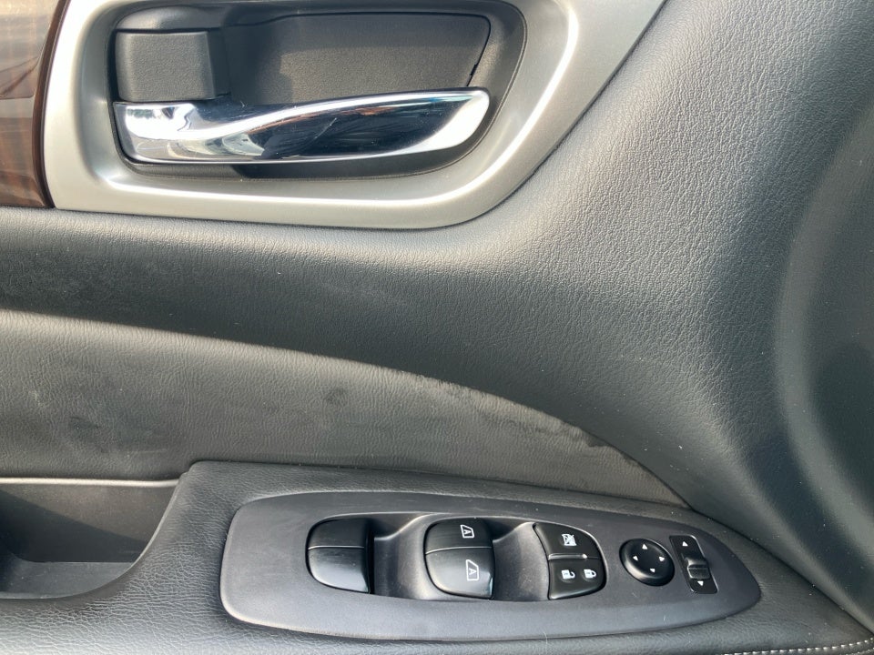 2016 Nissan Pathfinder Platinum