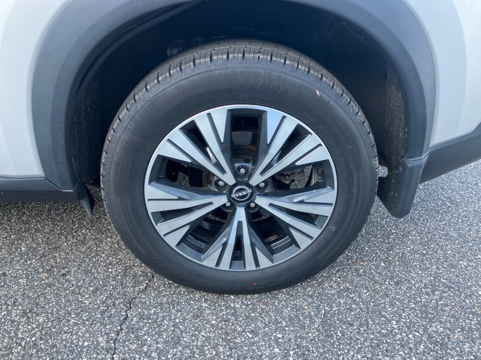 2022 Nissan Rogue SV FWD