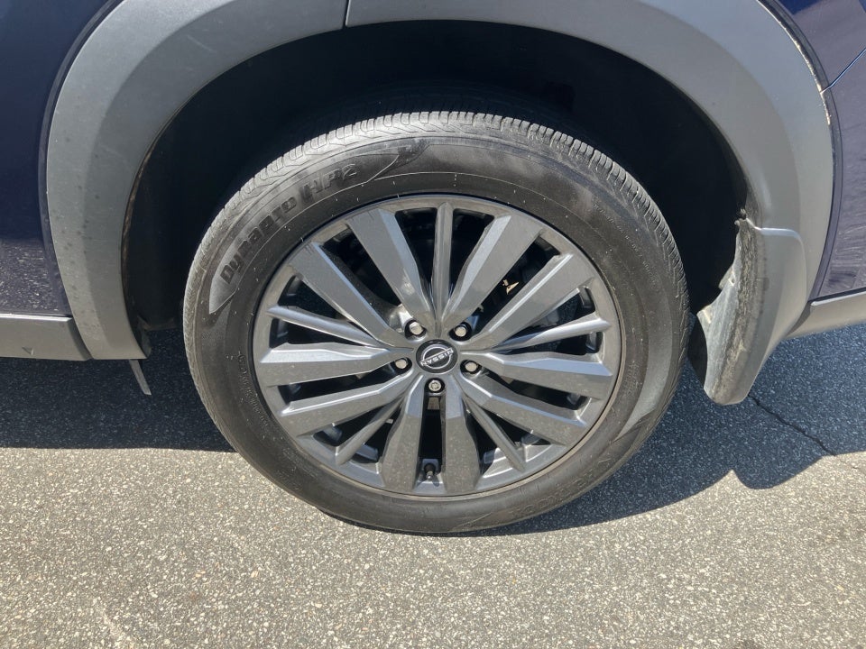 2024 Nissan Pathfinder SL 4WD