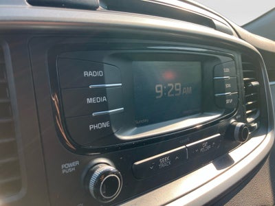 2017 Kia Sorento LX