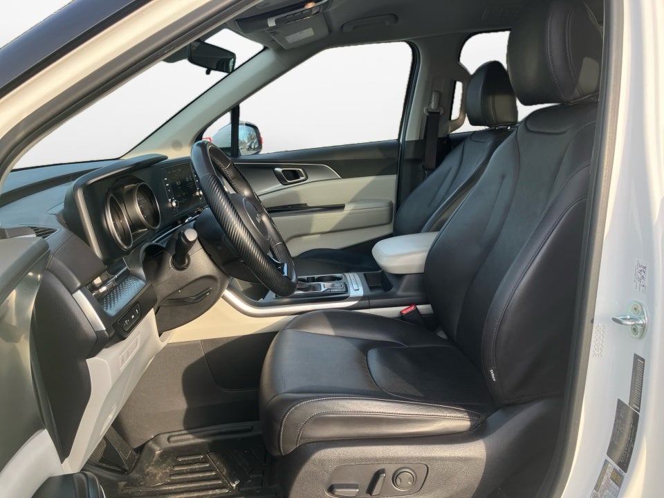 2022 Kia Carnival MPV LX Seat Package