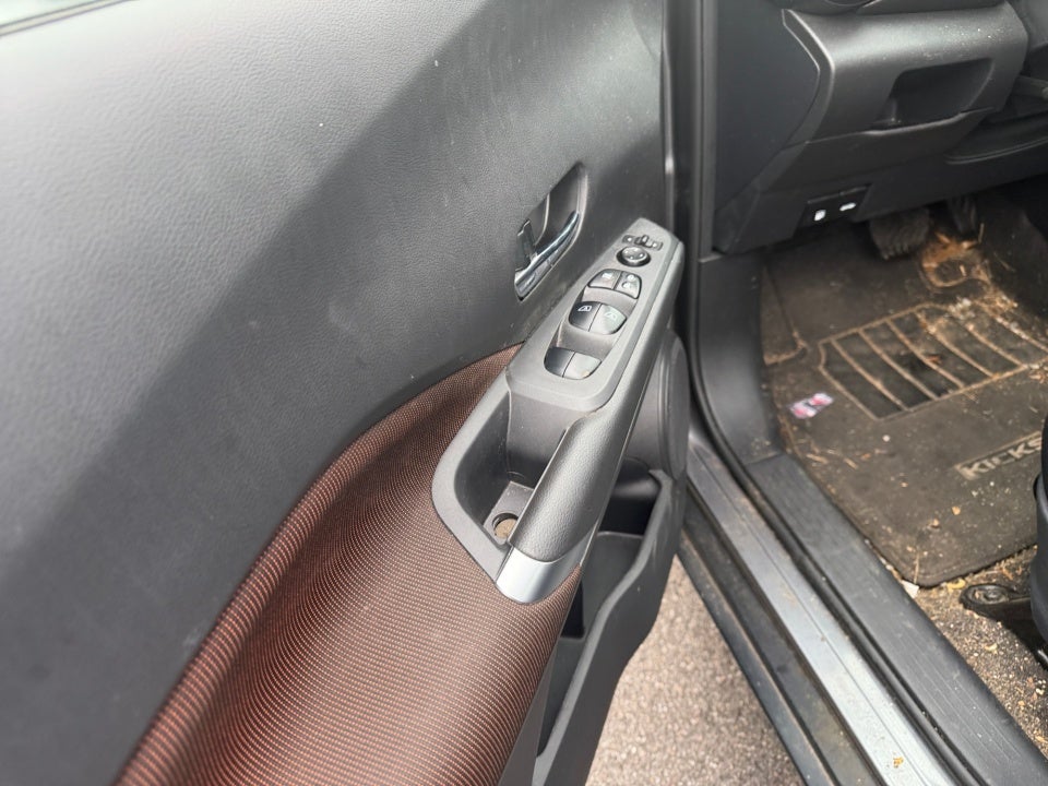 2021 Nissan Kicks SR Xtronic CVT