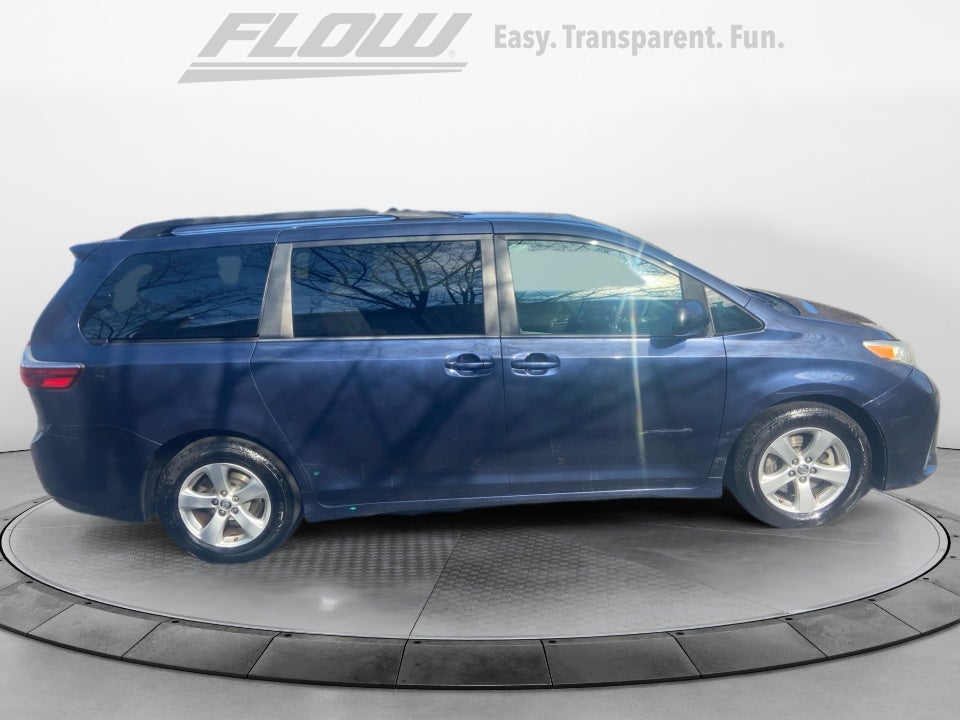 2018 Toyota Sienna LE 8 Passenger