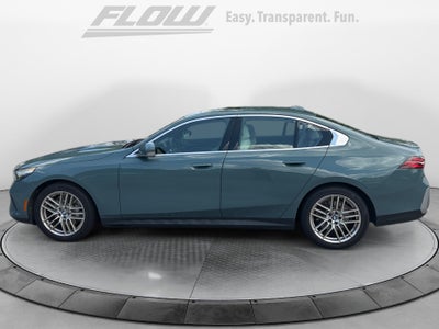 2024 BMW 530i 530i