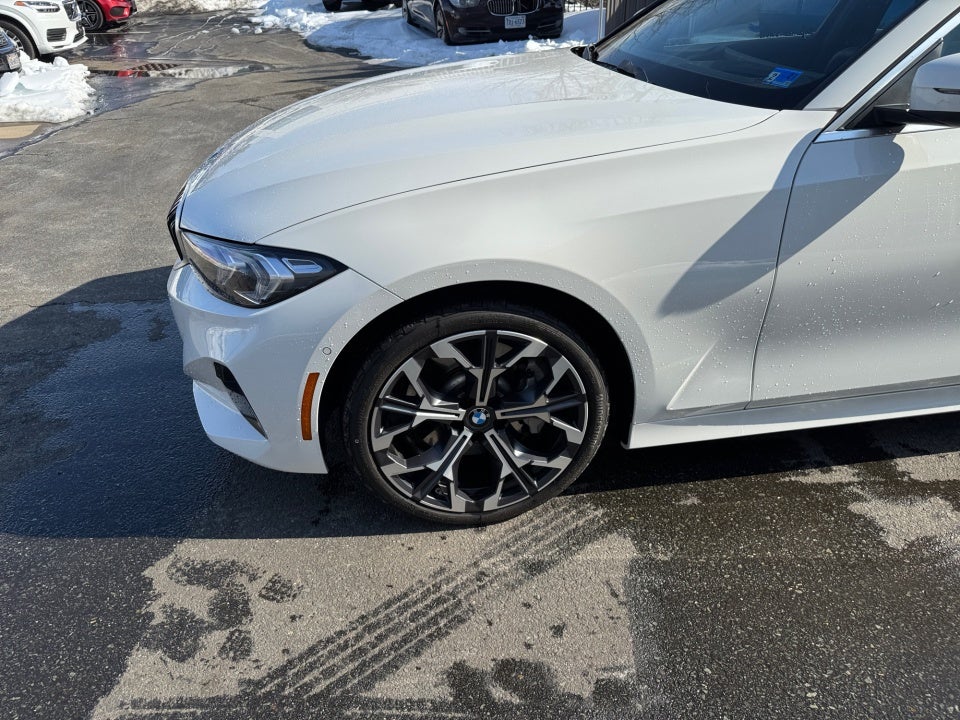 2025 BMW 330i xDrive