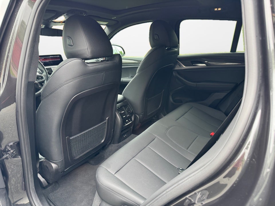 2021 BMW X4 xDrive30i