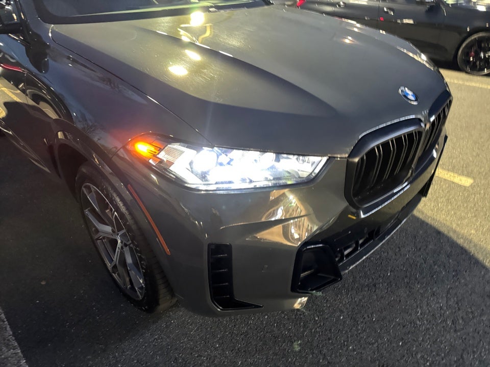 2024 BMW X5 M60i