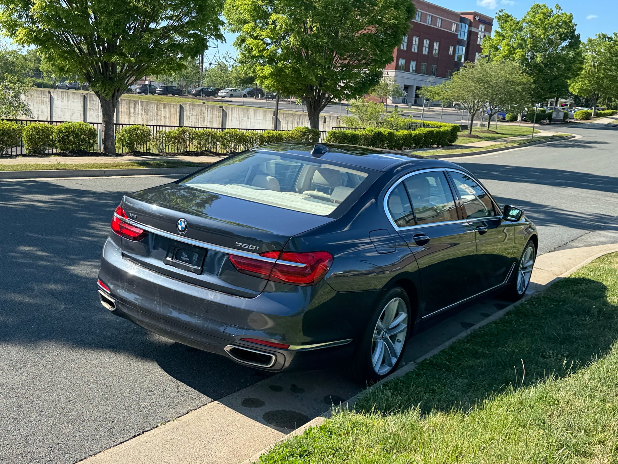 2016 BMW 750i xDrive
