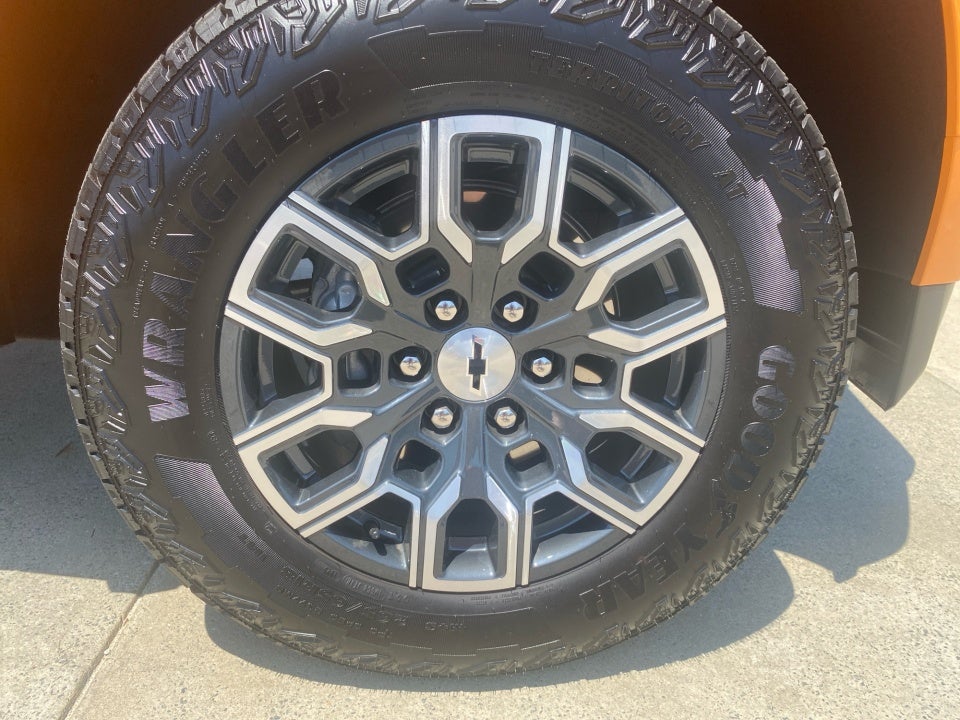 2025 Chevrolet Colorado 4WD Z71