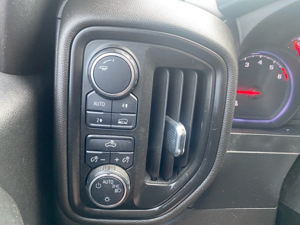 2019 Chevrolet Silverado 1500 Custom
