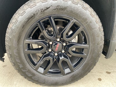 2025 GMC Sierra 1500 4WD Crew Cab Short Box Elevation with 3SB