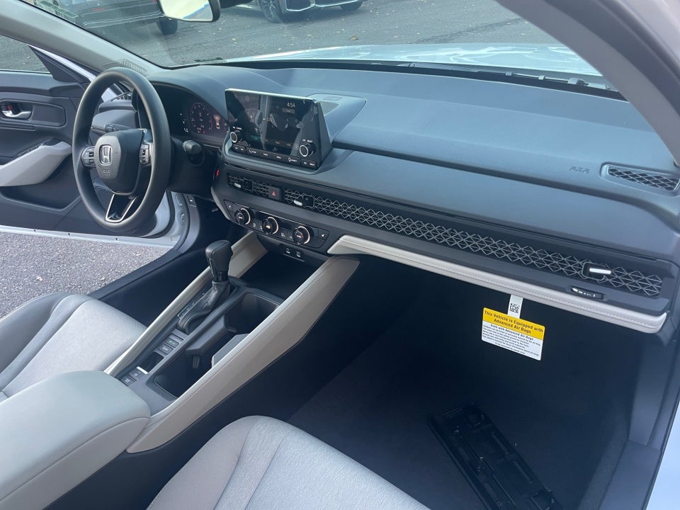 2025 Honda Accord Sedan SE