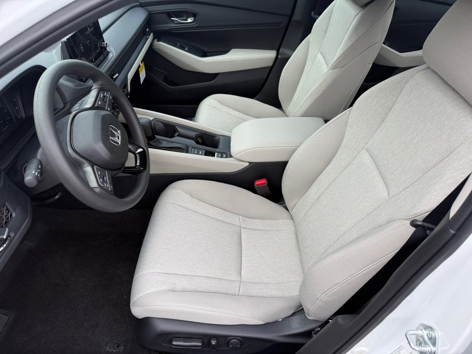 2025 Honda Accord Sedan SE