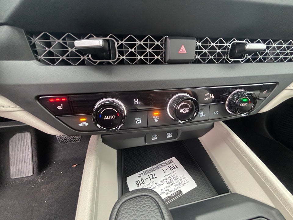 2025 Honda Accord Sedan SE