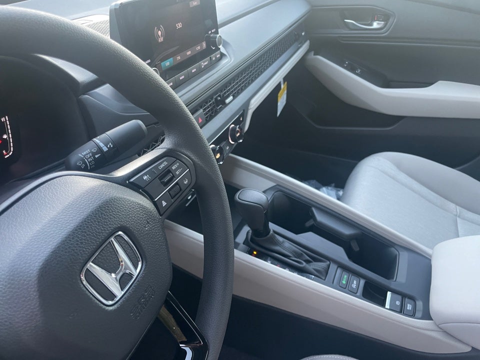 2025 Honda Accord Sedan SE