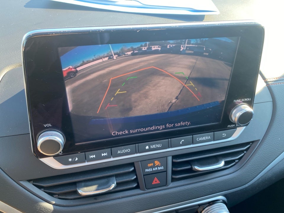 2022 Nissan Altima SR FWD