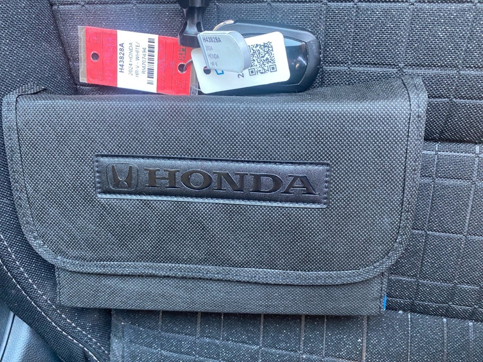 2024 Honda HR-V LX - Photo 38
