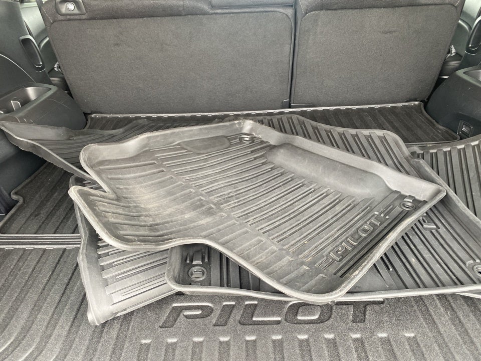 2022 Honda Pilot 2WD Sport