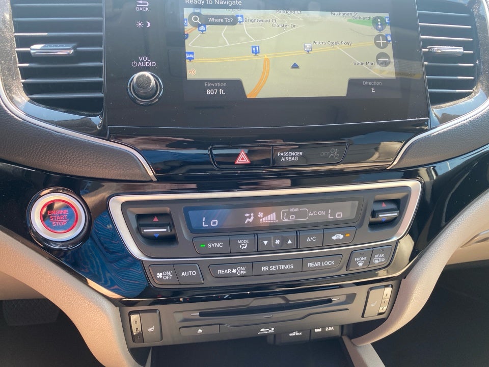 2022 Honda Pilot Touring 7-Passenger