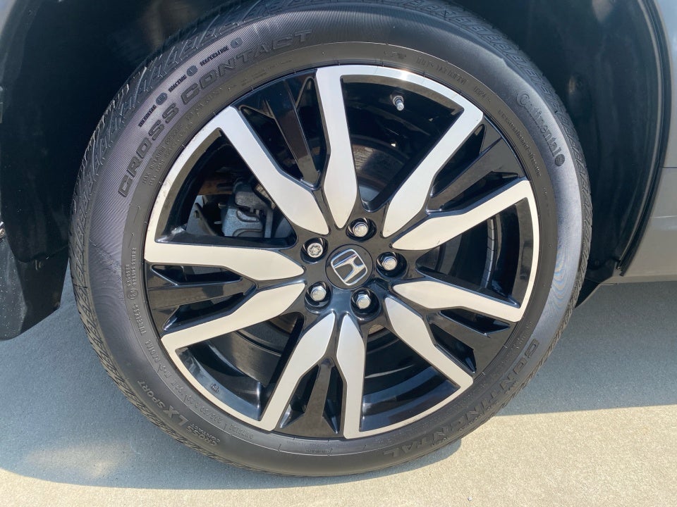 2022 Honda Pilot Touring 7-Passenger