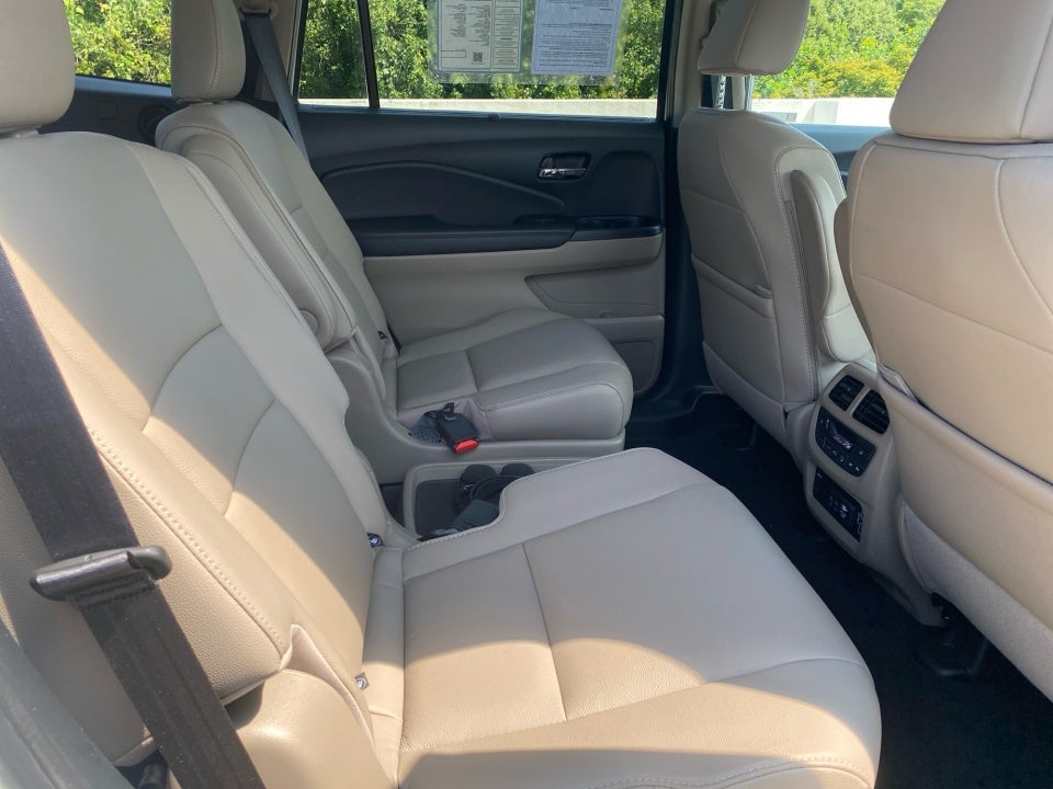 2022 Honda Pilot Touring 7-Passenger
