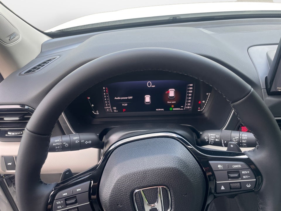 2026 Honda Pilot Touring Blackout