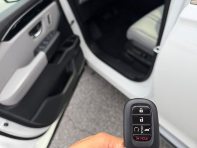 2025 Honda Pilot Touring