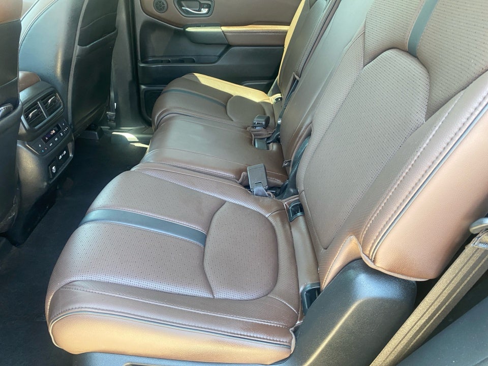 2023 Honda Pilot AWD Elite