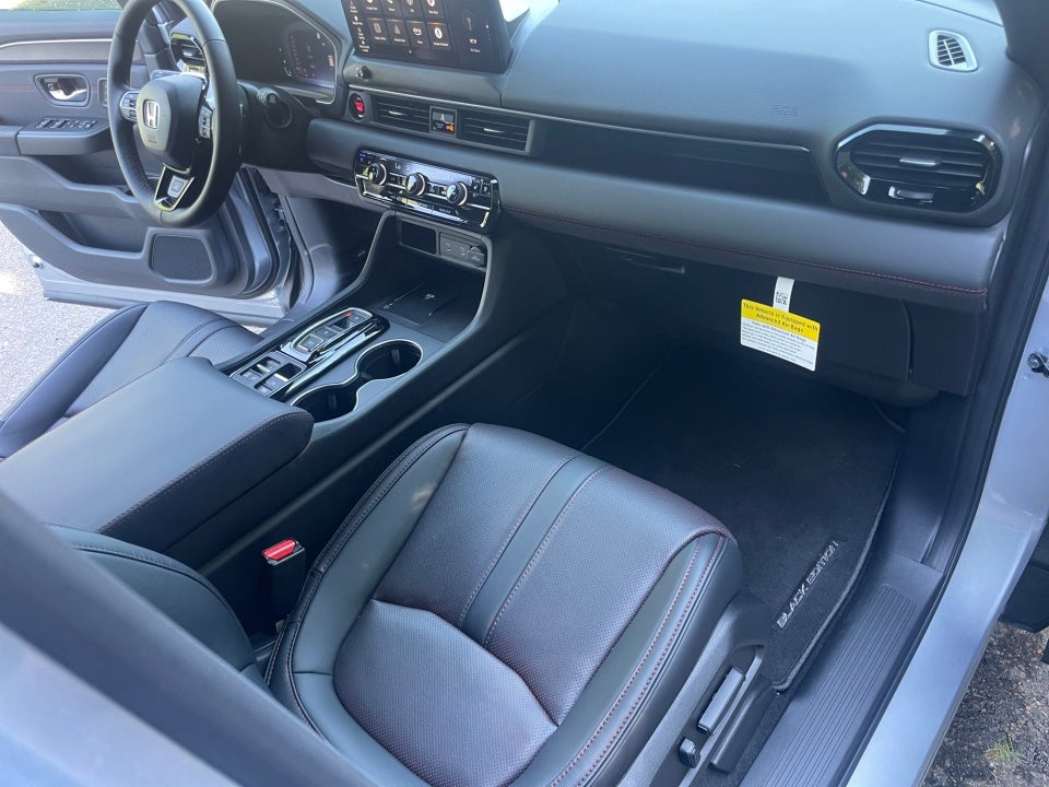 2026 Honda Pilot Black Edition