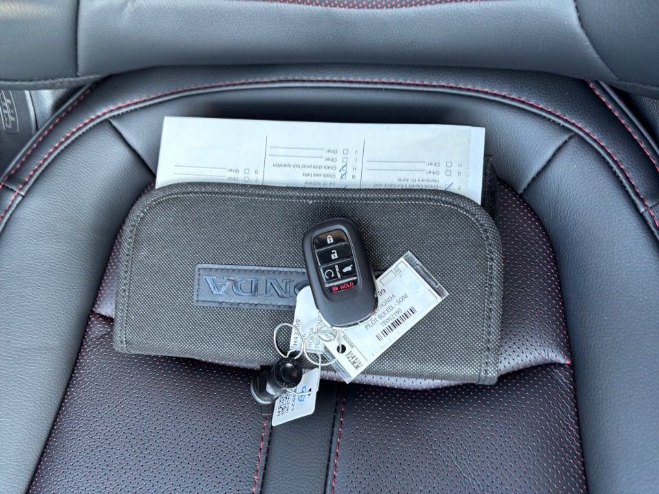 2026 Honda Pilot Black Edition