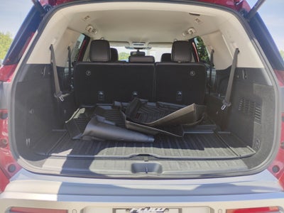 2022 Nissan Pathfinder SL 4WD